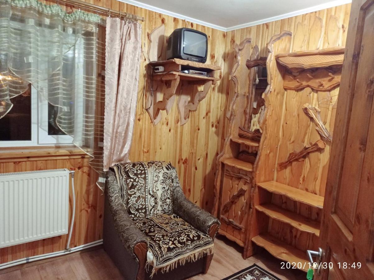 Різьбярська садиба Славское Номер фото